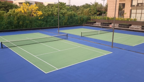 tennis court builders