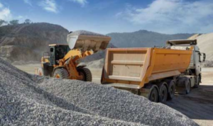 Importance of Booking Dirt Delivery Near Me Before Peak Season